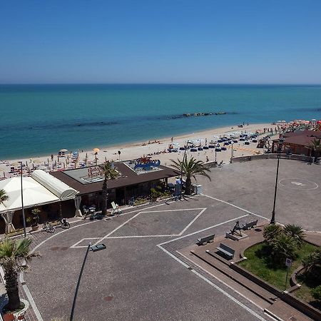Hotel Bianchi Nicola Porto Recanati Exterior photo